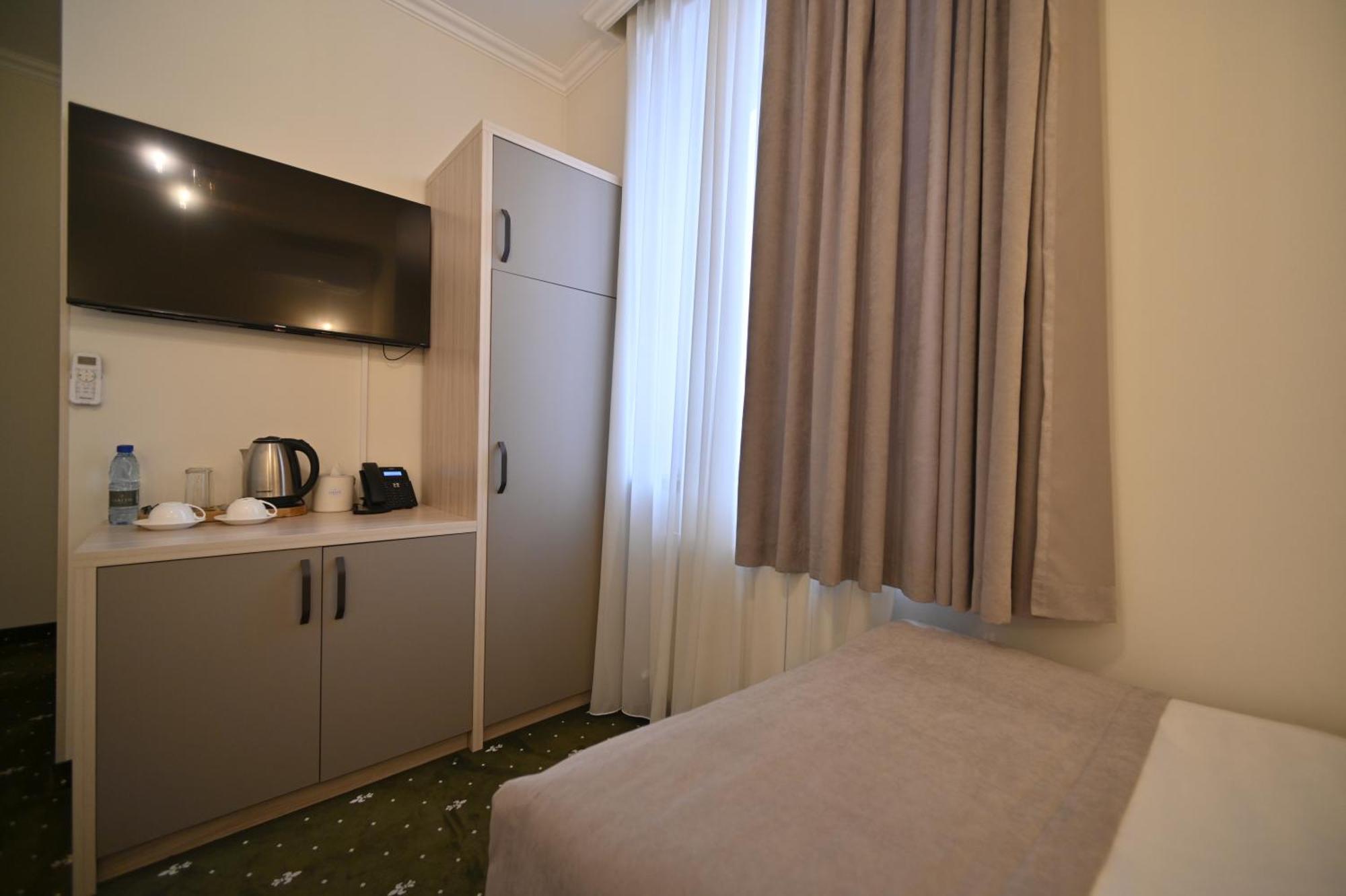Colette Hotel Yerevan Ngoại thất bức ảnh
