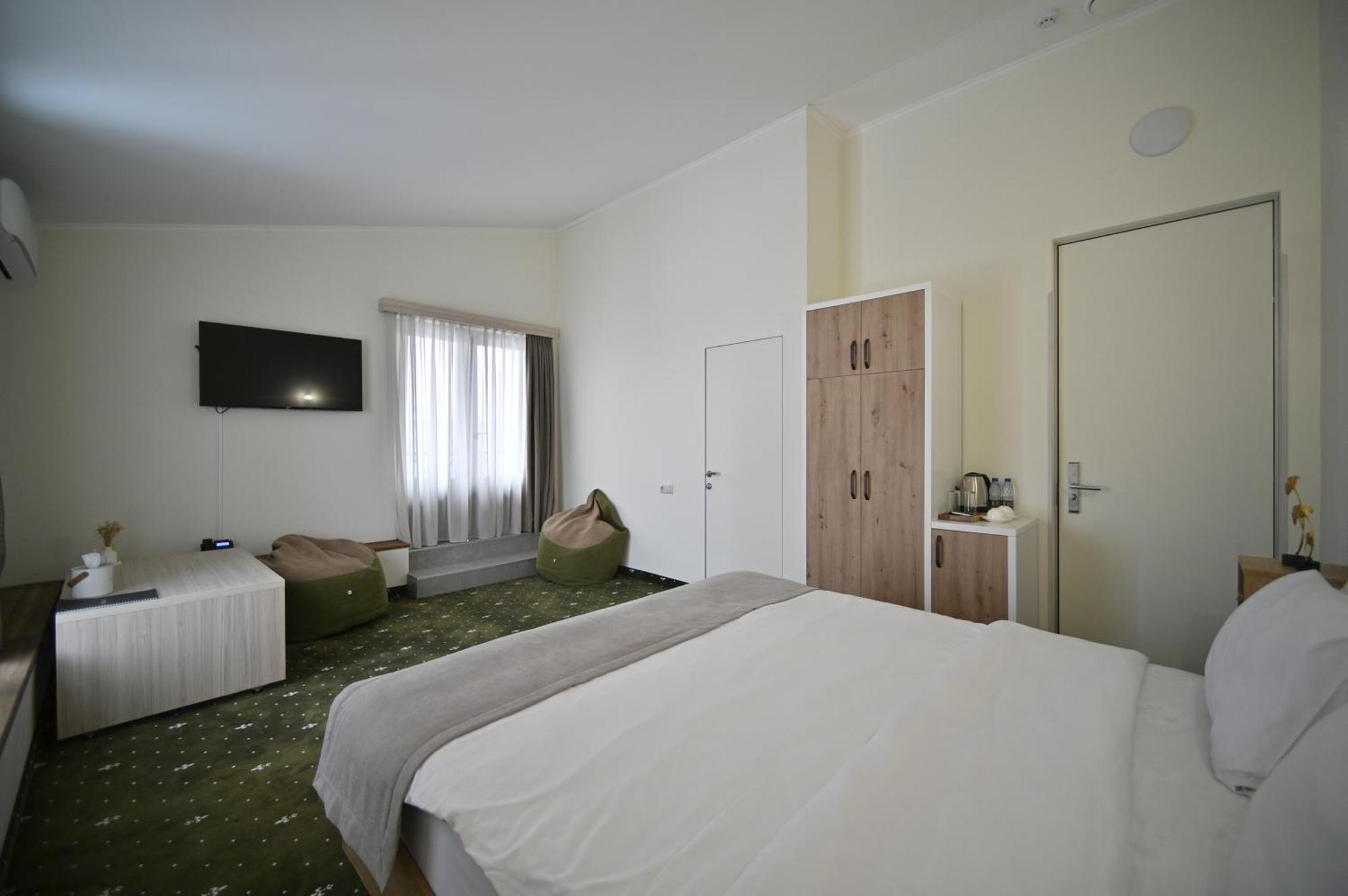 Colette Hotel Yerevan Ngoại thất bức ảnh